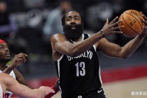  克拉克25+14爵士击退篮网