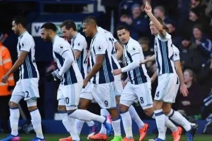  利物浦高位逼抢失效，客场不敌狼队爆冷  